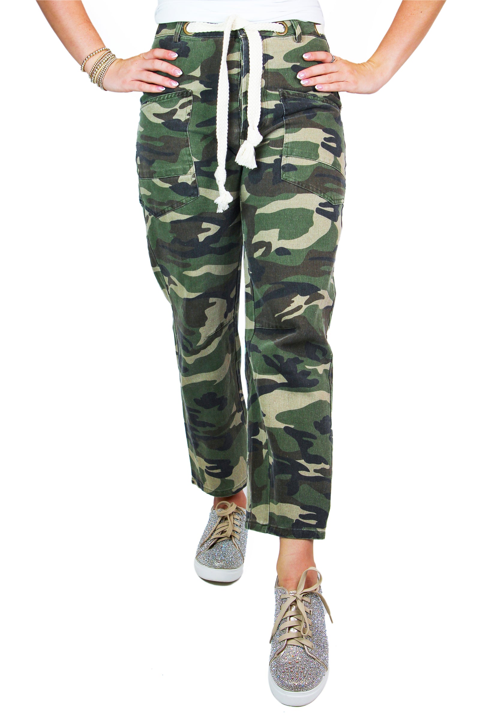 Camo Jeans w/ Waist Eyelets & Woven Belt