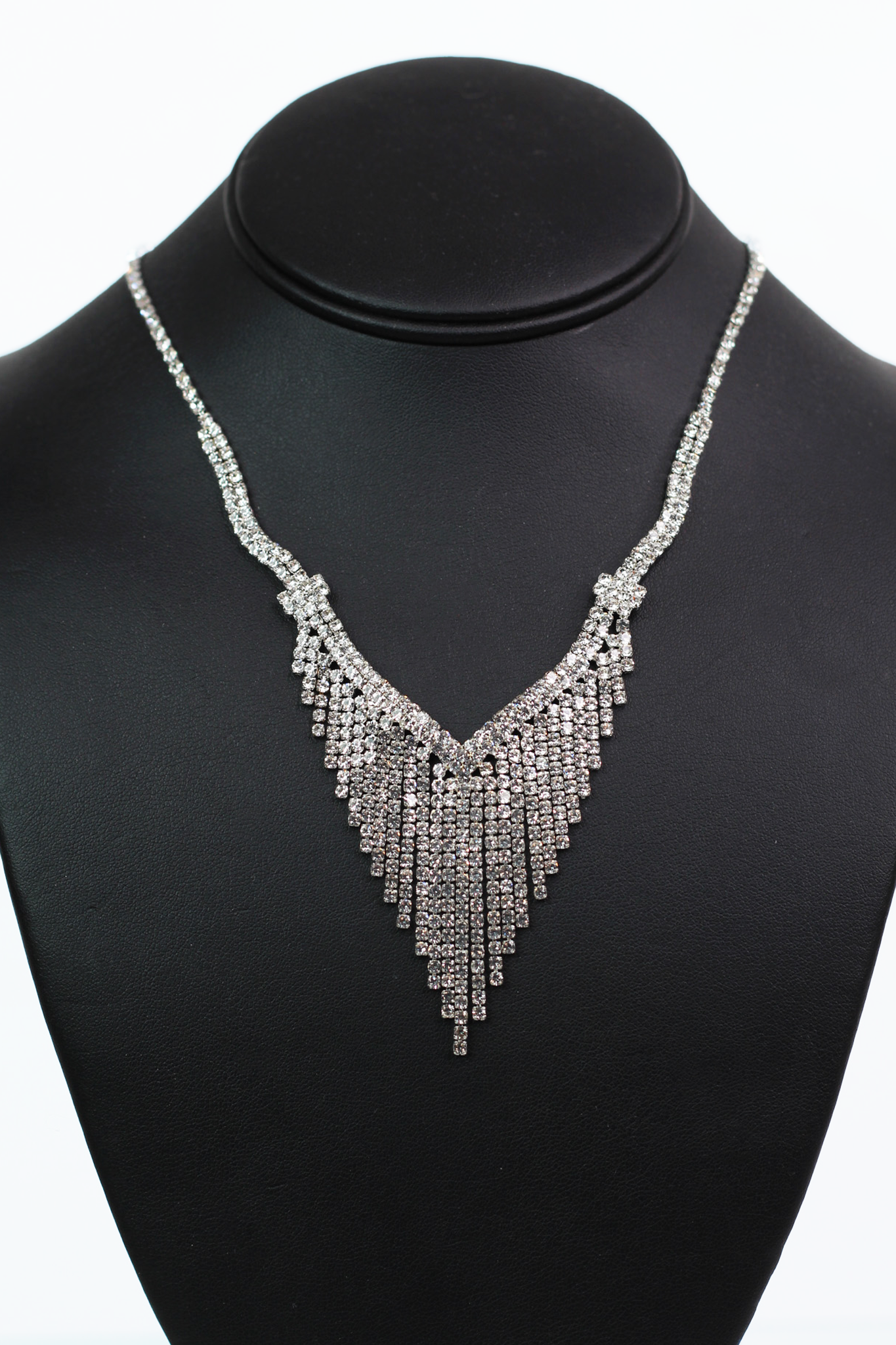 V Neck Fringe Rhinestone Necklace Set