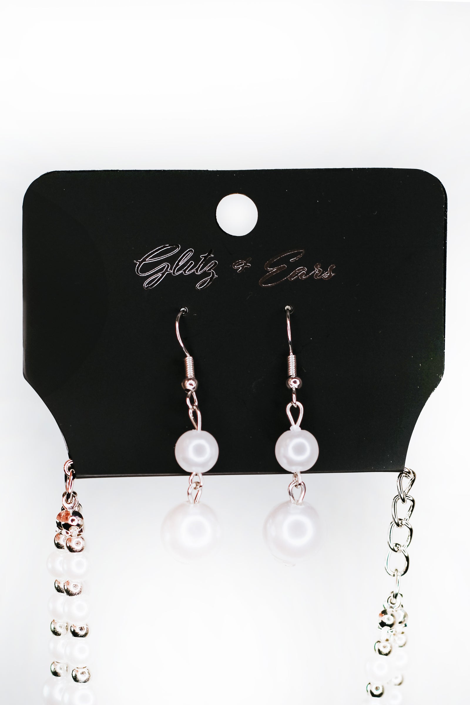 Emerald Stone Side 3 Small to Large Pearl Row Necklace