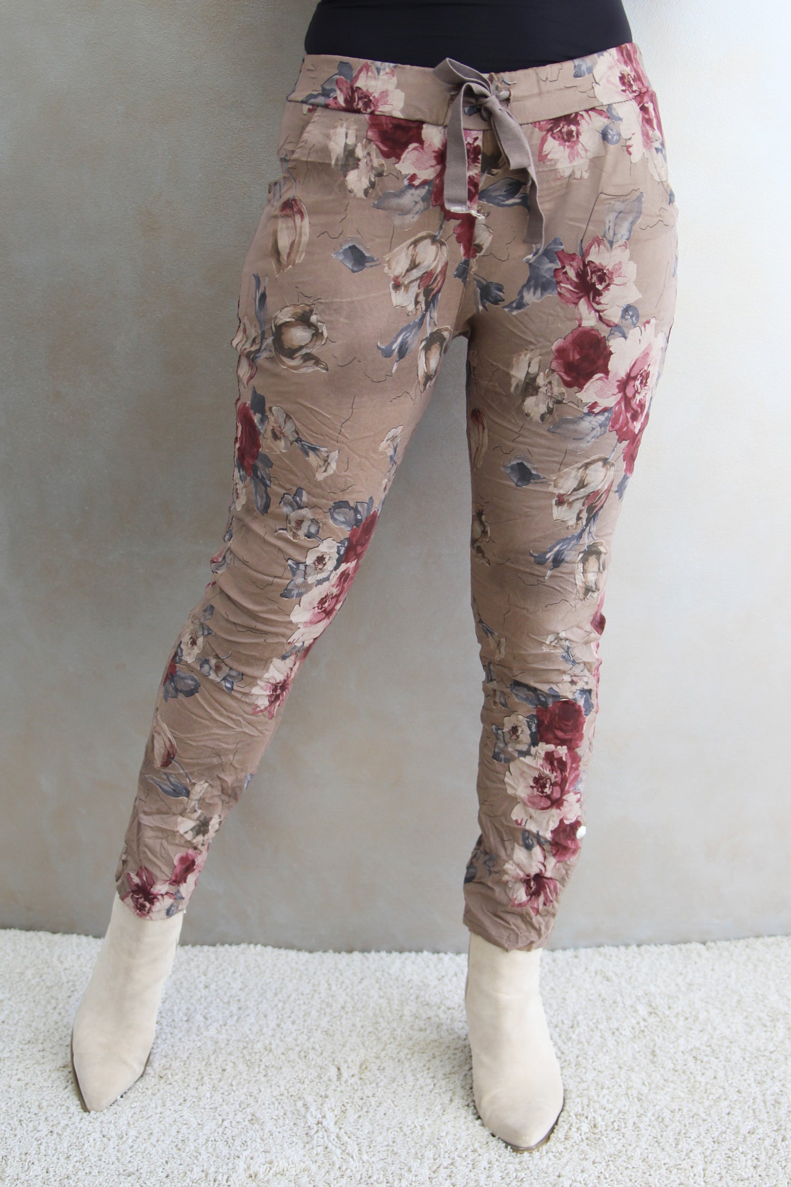 Floral Print Crinkle Joggers