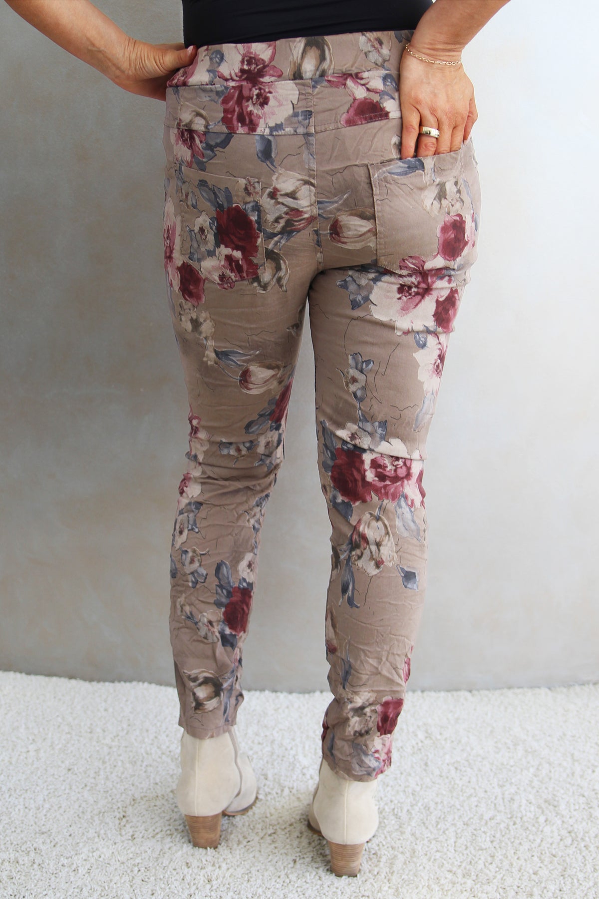 Floral Print Crinkle Joggers