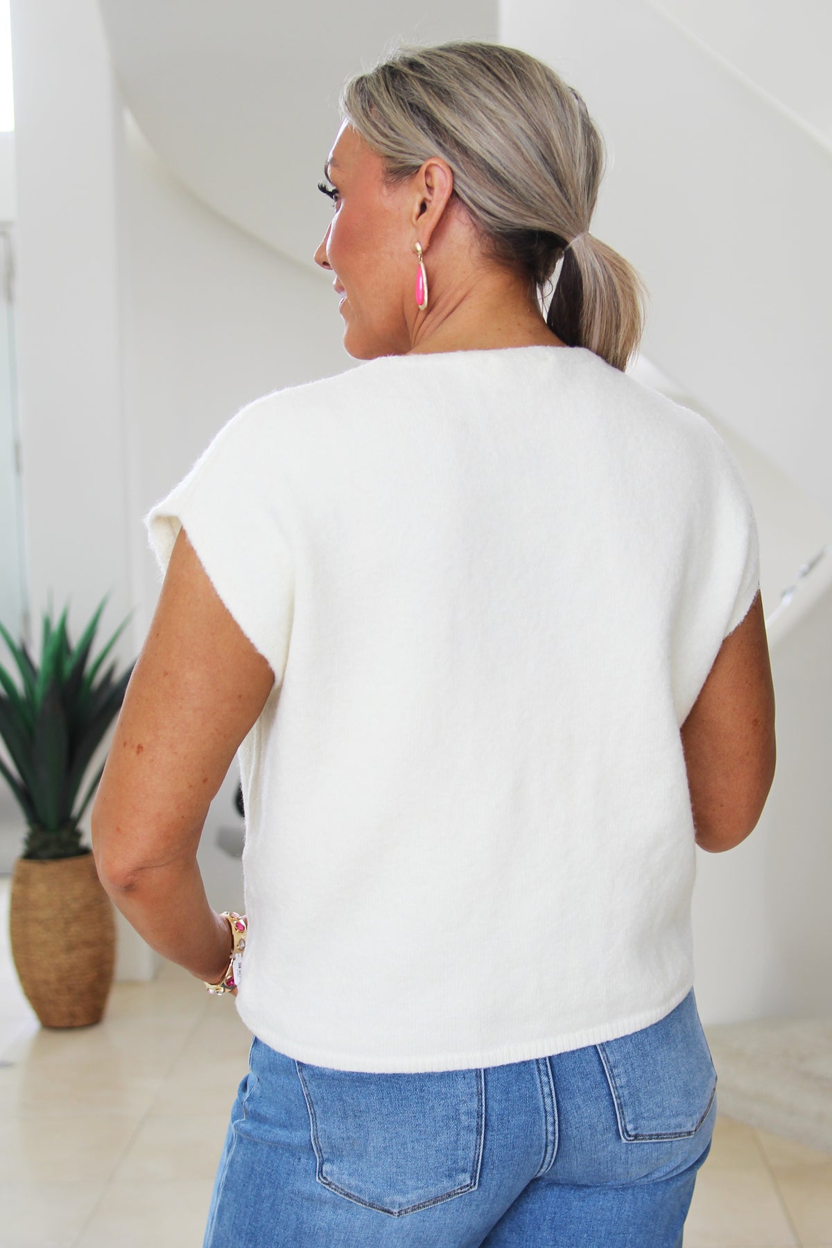 Sleeveless Button Down Sweater Vest w/ Embroidered Roses