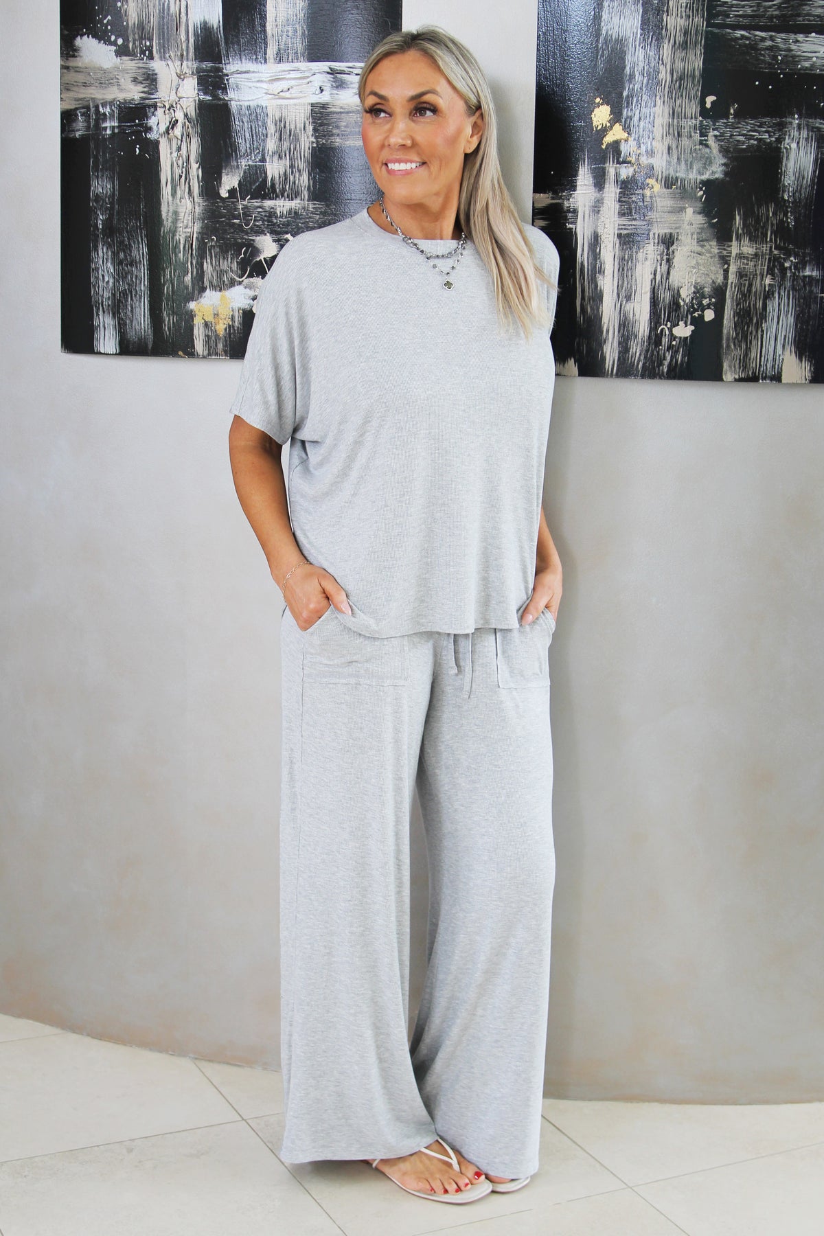 Ribbed Knit Short Sleeve Top & Pants Set