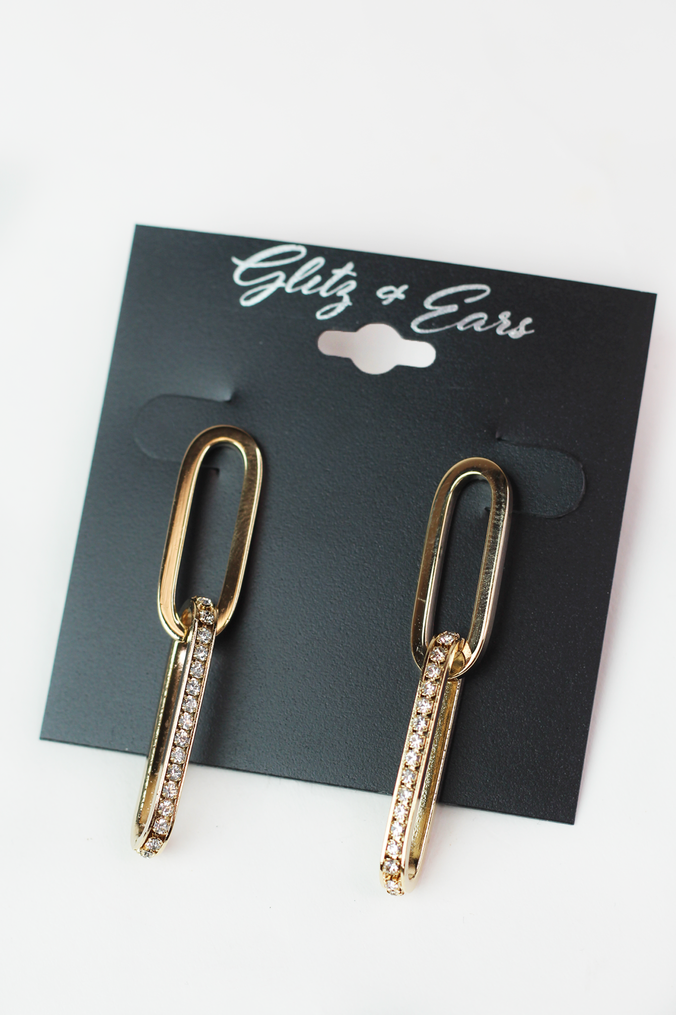One Plain & One Rhinestone Open Link Earring