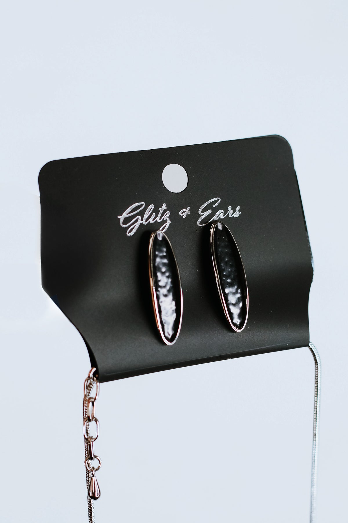 Metal & Epoxy Ovals Necklace