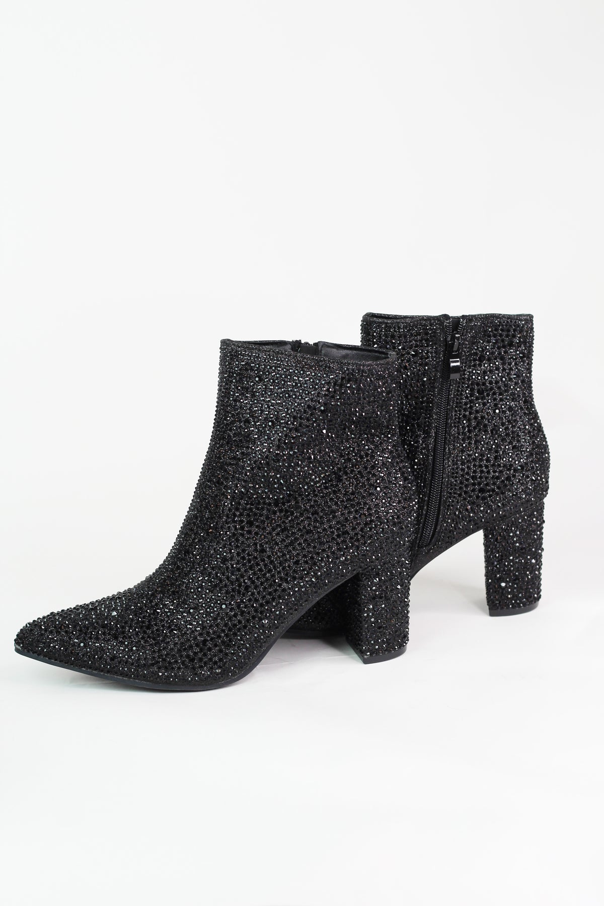 Pointed Toe Style Rhinestone Bootie