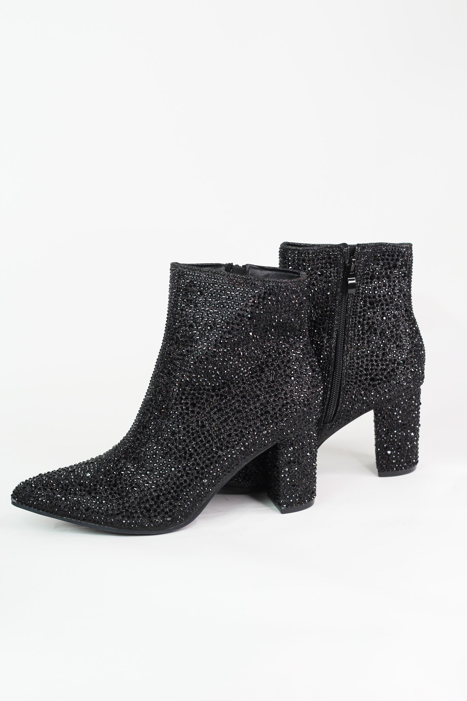 Pointed Toe Style Rhinestone Bootie