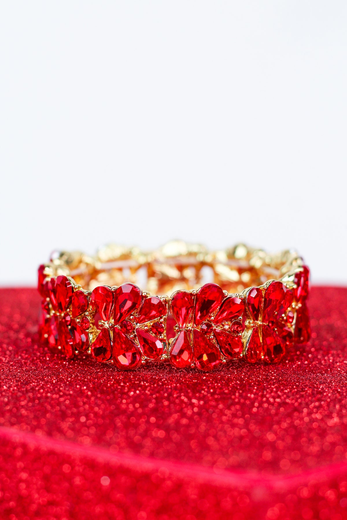 Two Row Sideway Teardrop Stretch Bracelet