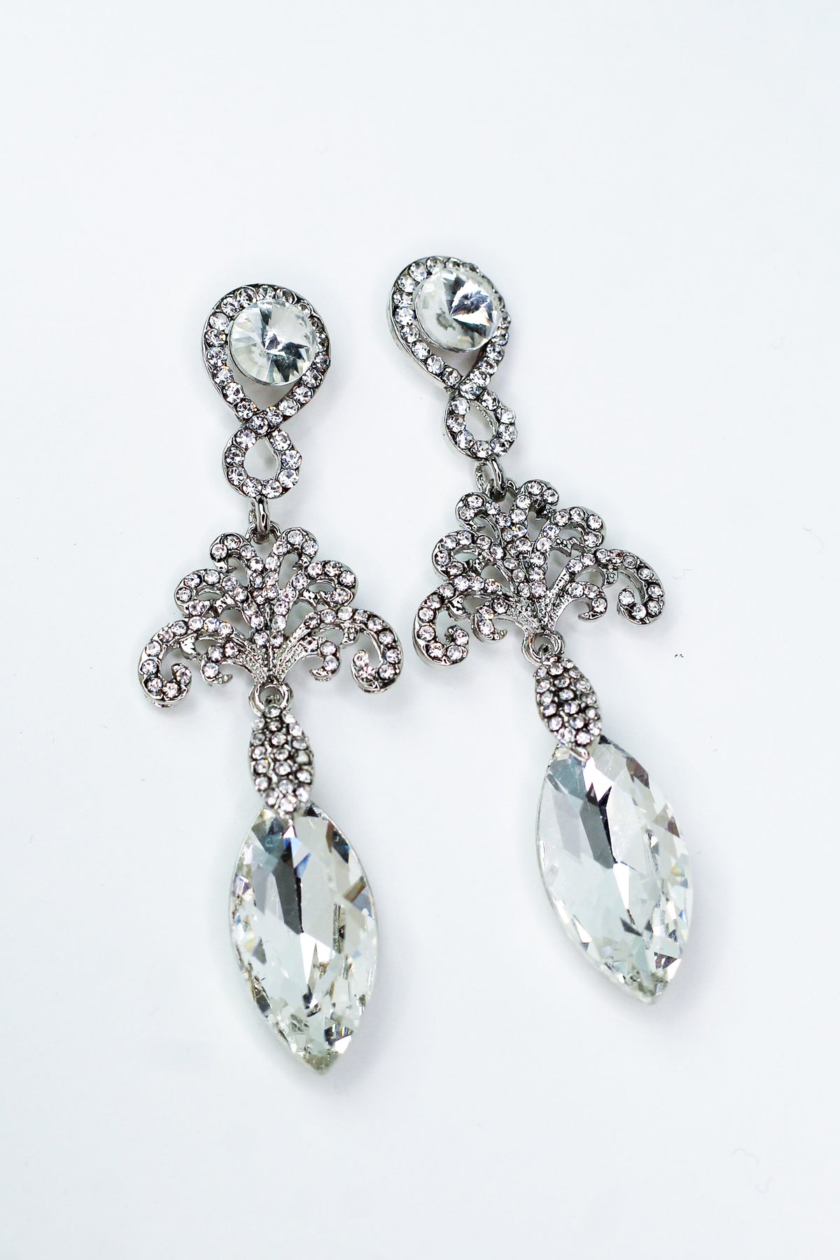 Swirl Cluster Almond Stone Dangle Earring - Glitz &amp; Ears Boutique