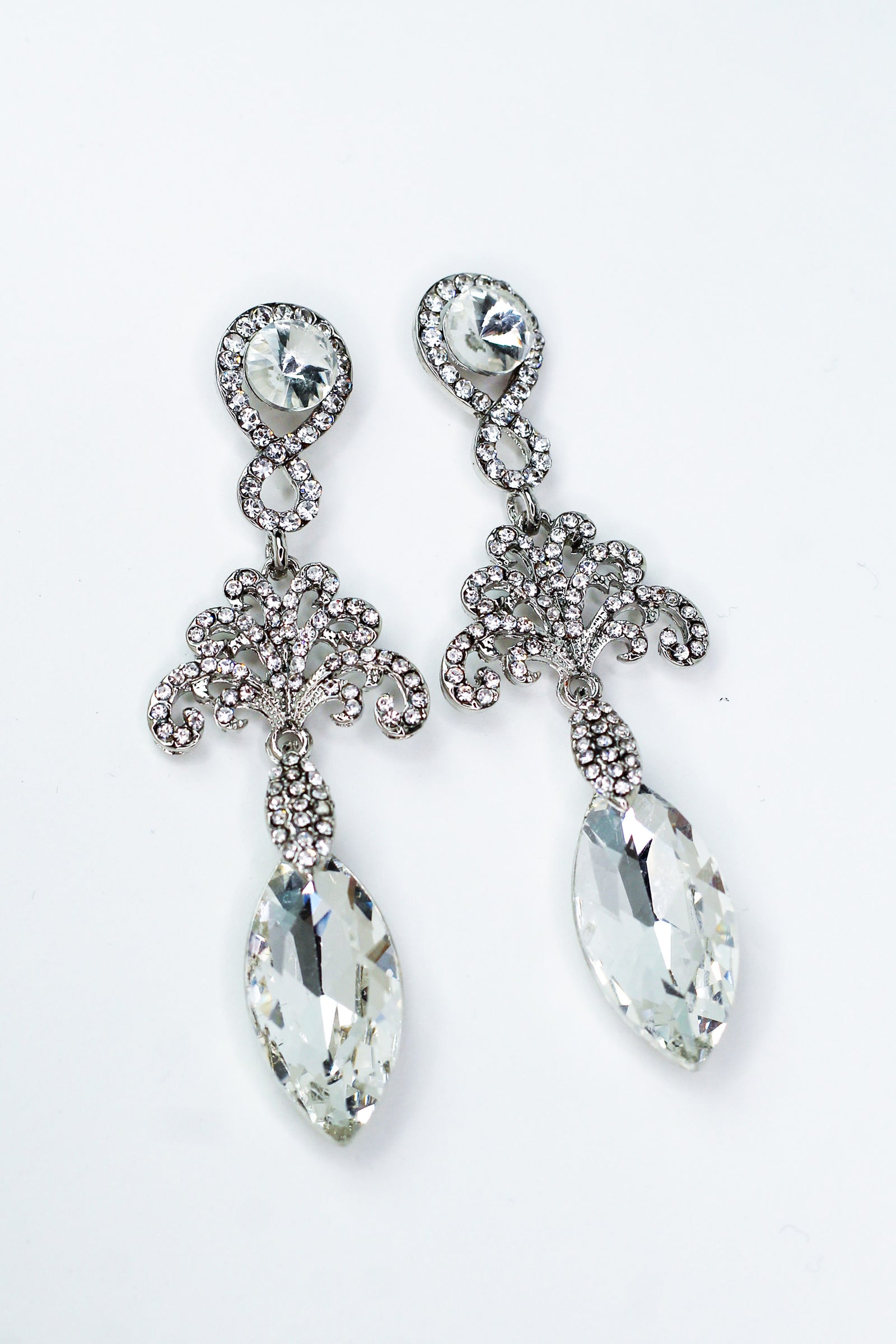 Swirl Cluster Almond Stone Dangle Earring - Glitz & Ears Boutique