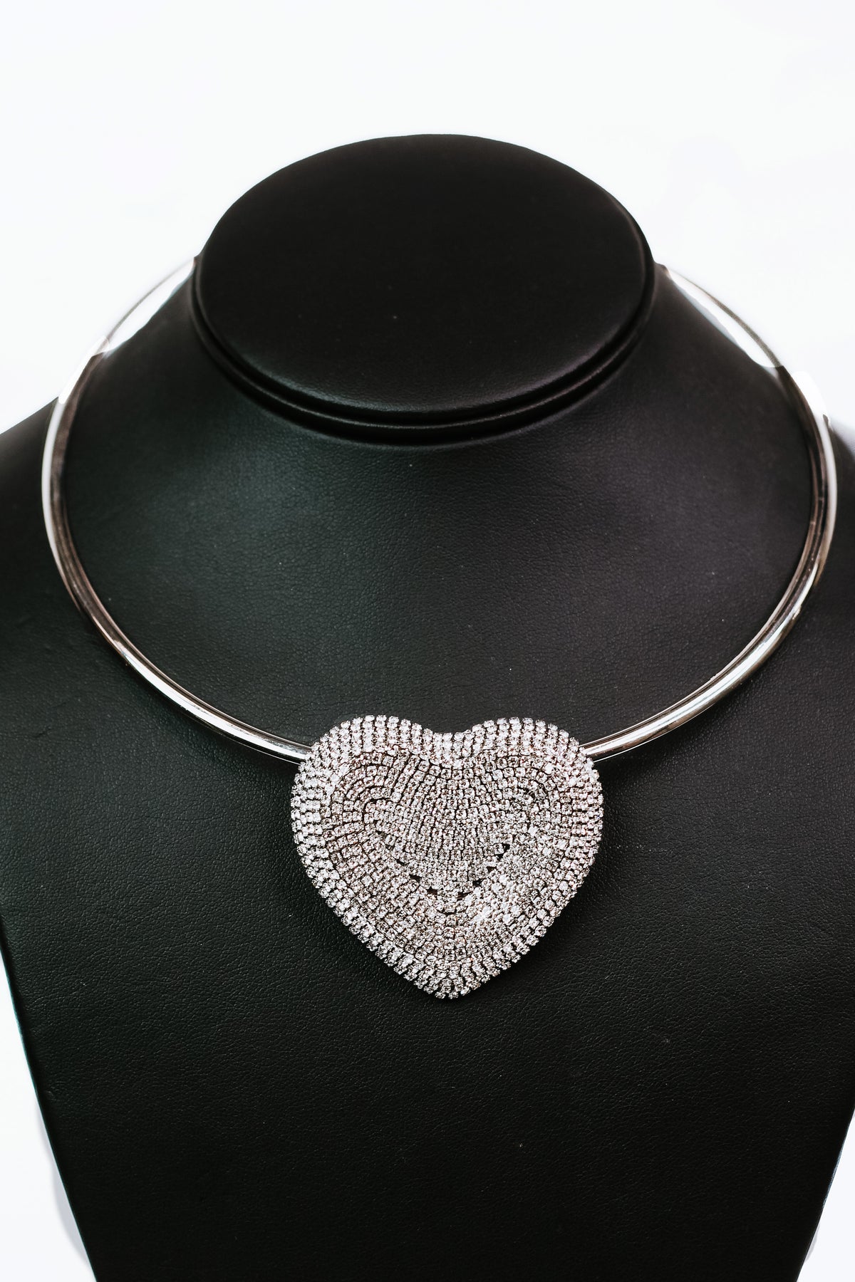 Large Rhinestone Indent Heart Metal Collar Necklace