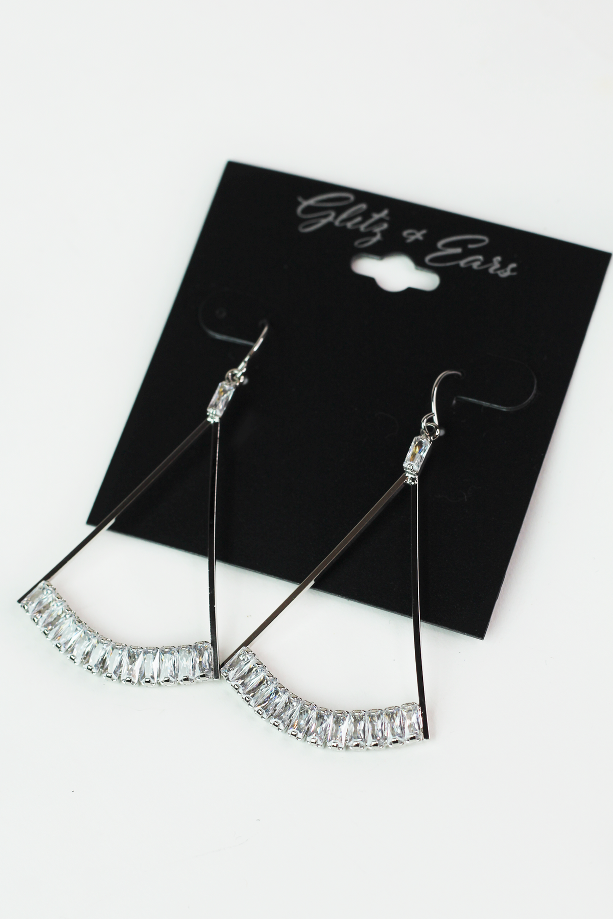 Baguette Scoop Bottom Open Triangle Earring