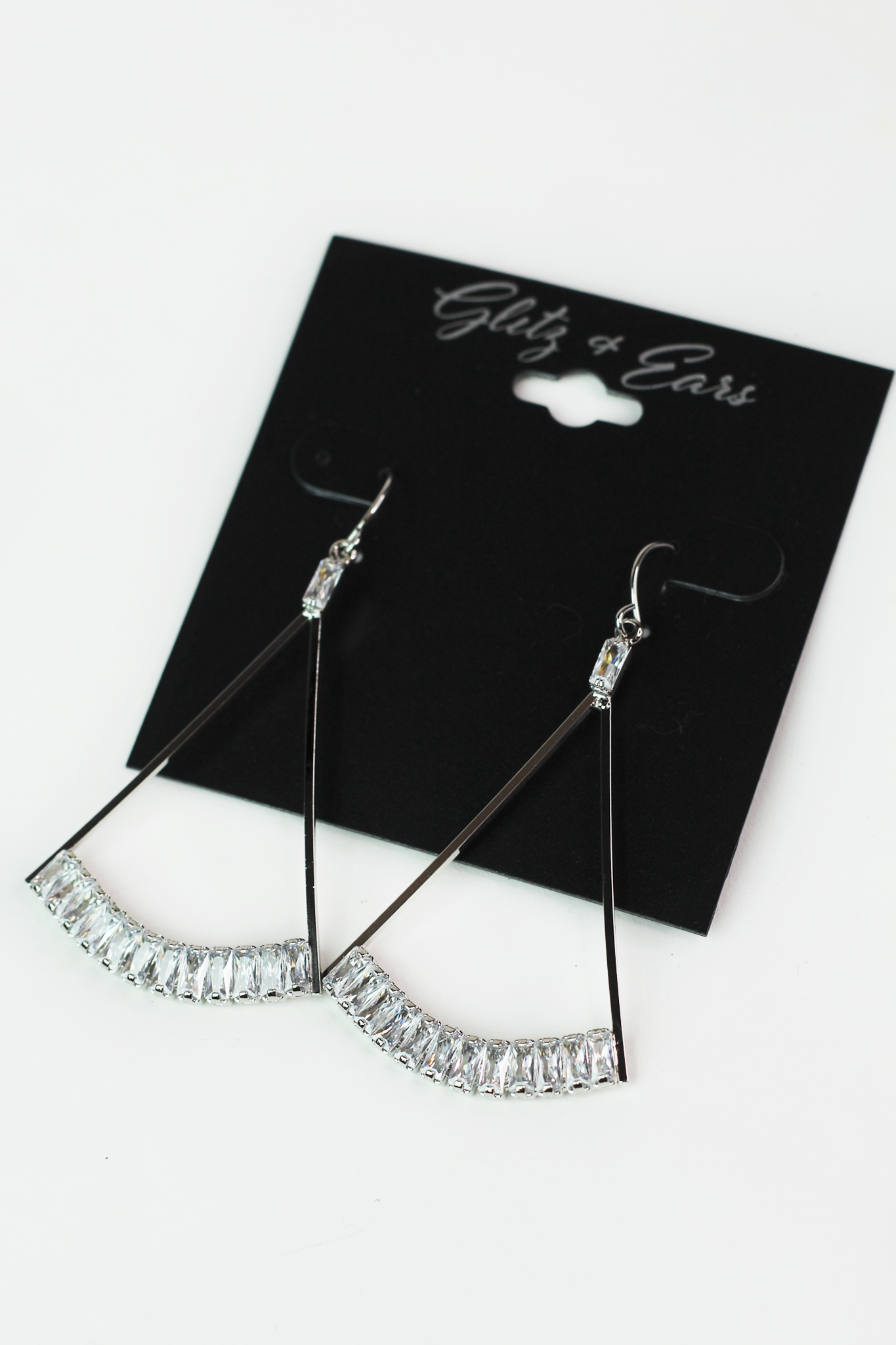 Baguette Scoop Bottom Open Triangle Earring