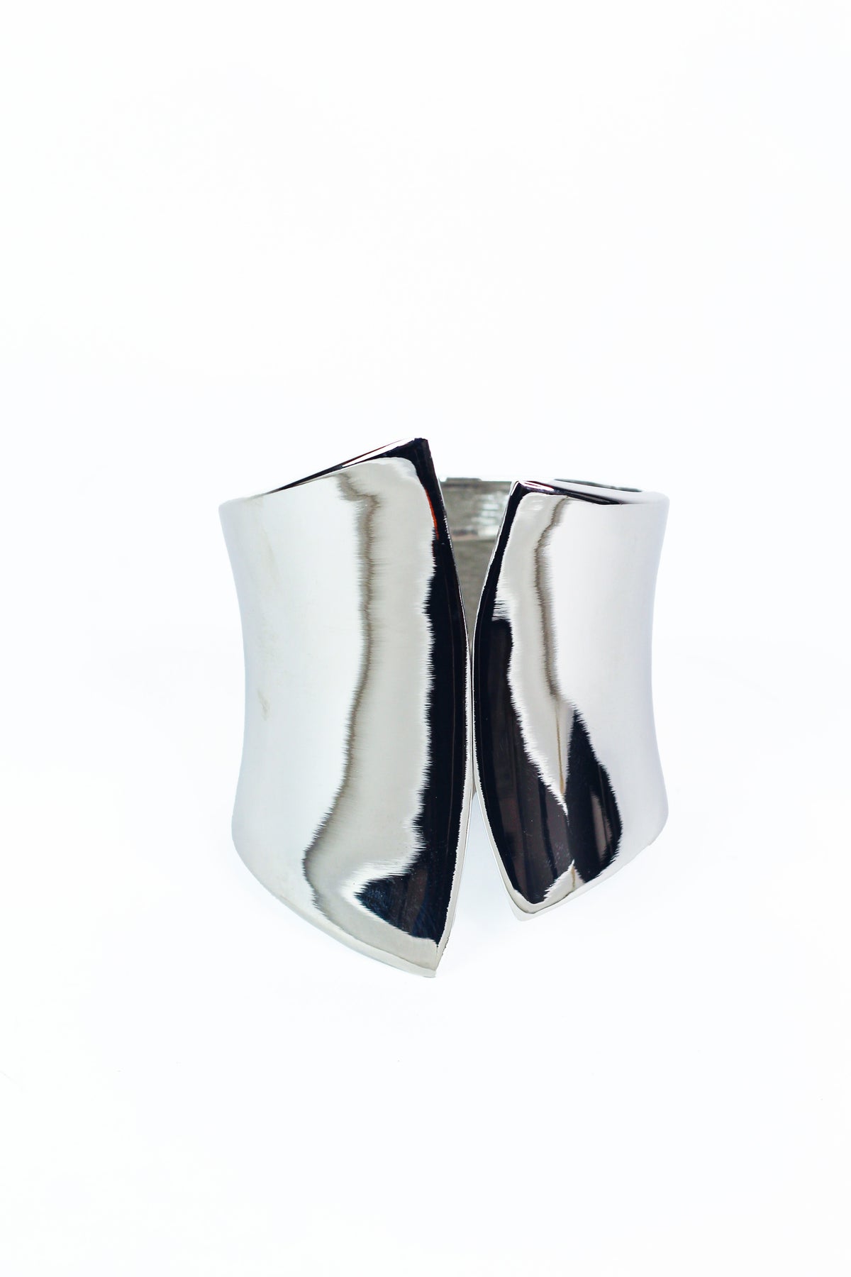 Thick Metal Cuff w/ Overlapping Ends