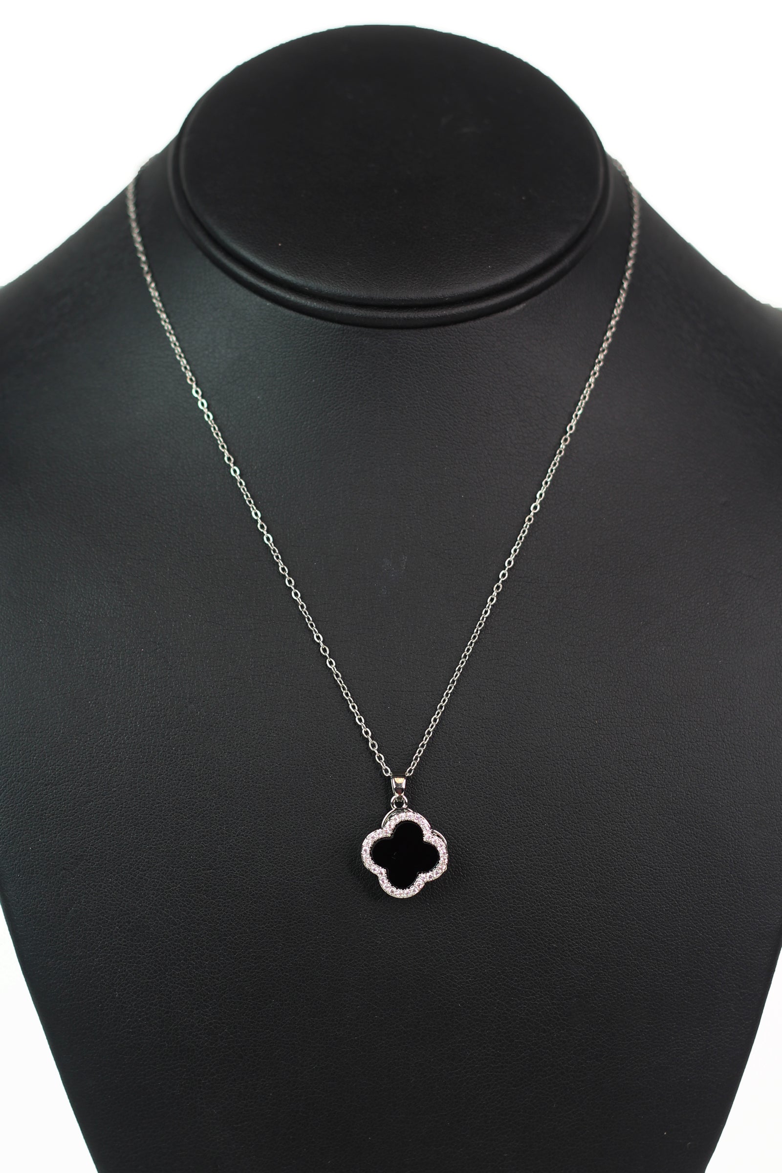 Dainty Chain Spinning Pave Trimmed Clover Necklace