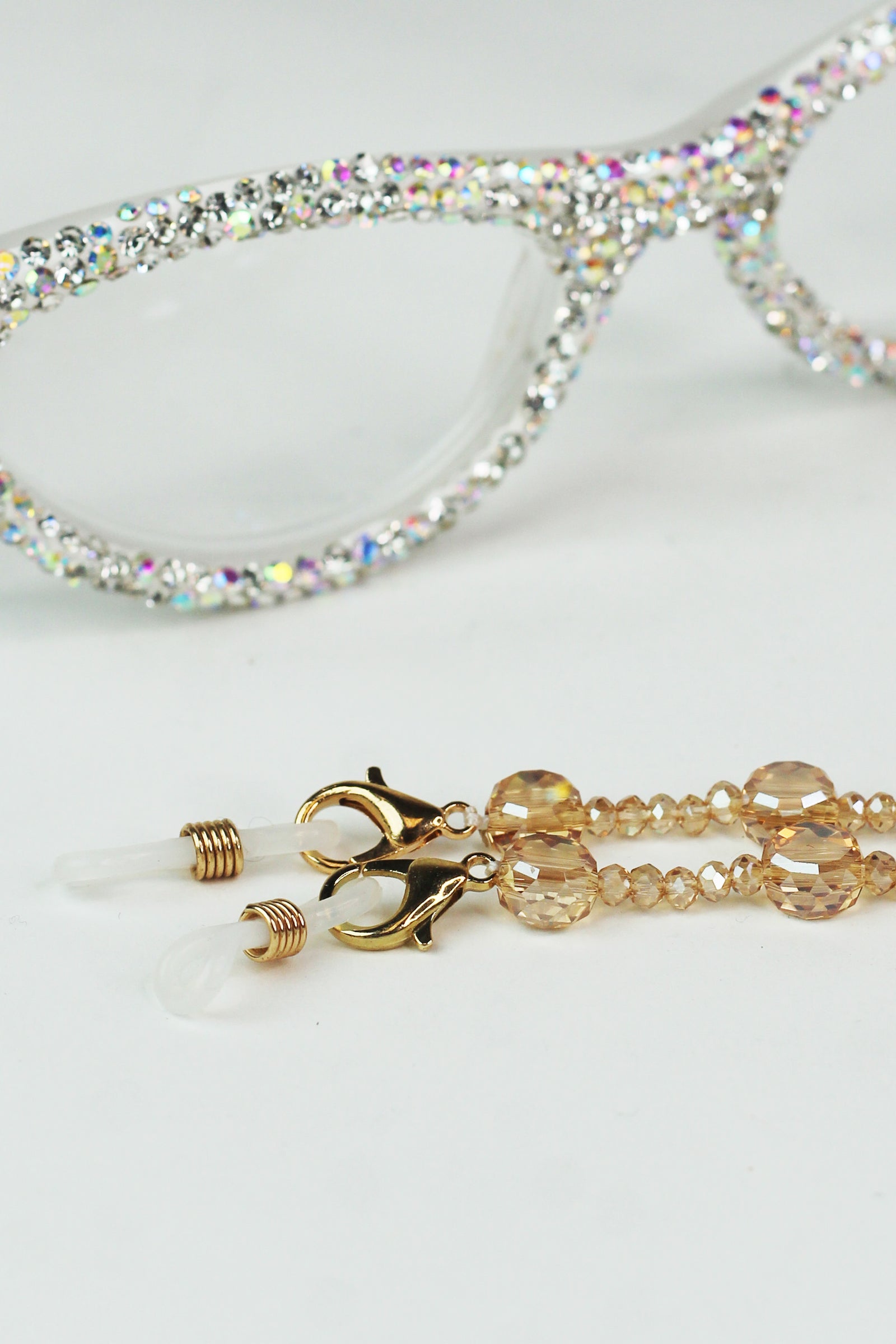 Flat Crystal Circle Thin Eyeglass Strap