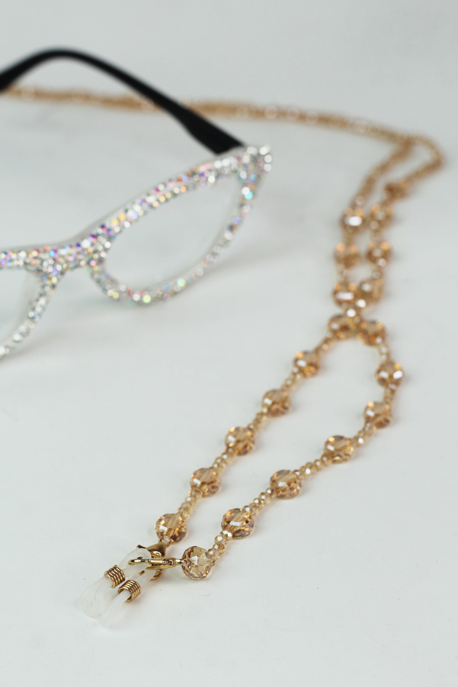 Flat Crystal Circle Thin Eyeglass Strap