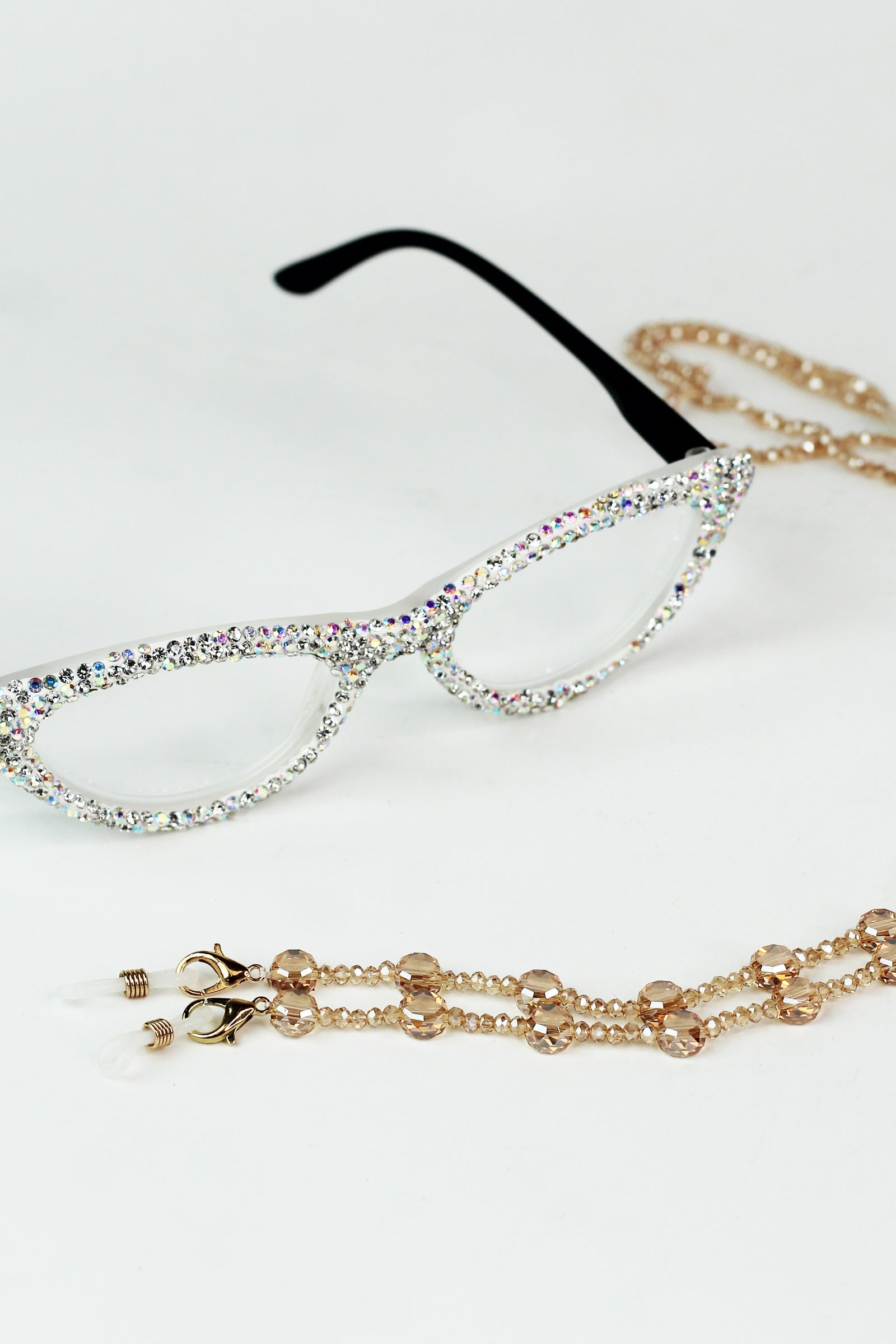 Flat Crystal Circle Thin Eyeglass Strap