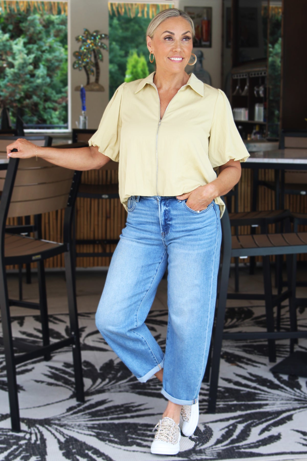 Puff Short Sleeve Zip Top w/ Bubble Hem