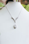 V & Oval Shape Stone Necklace