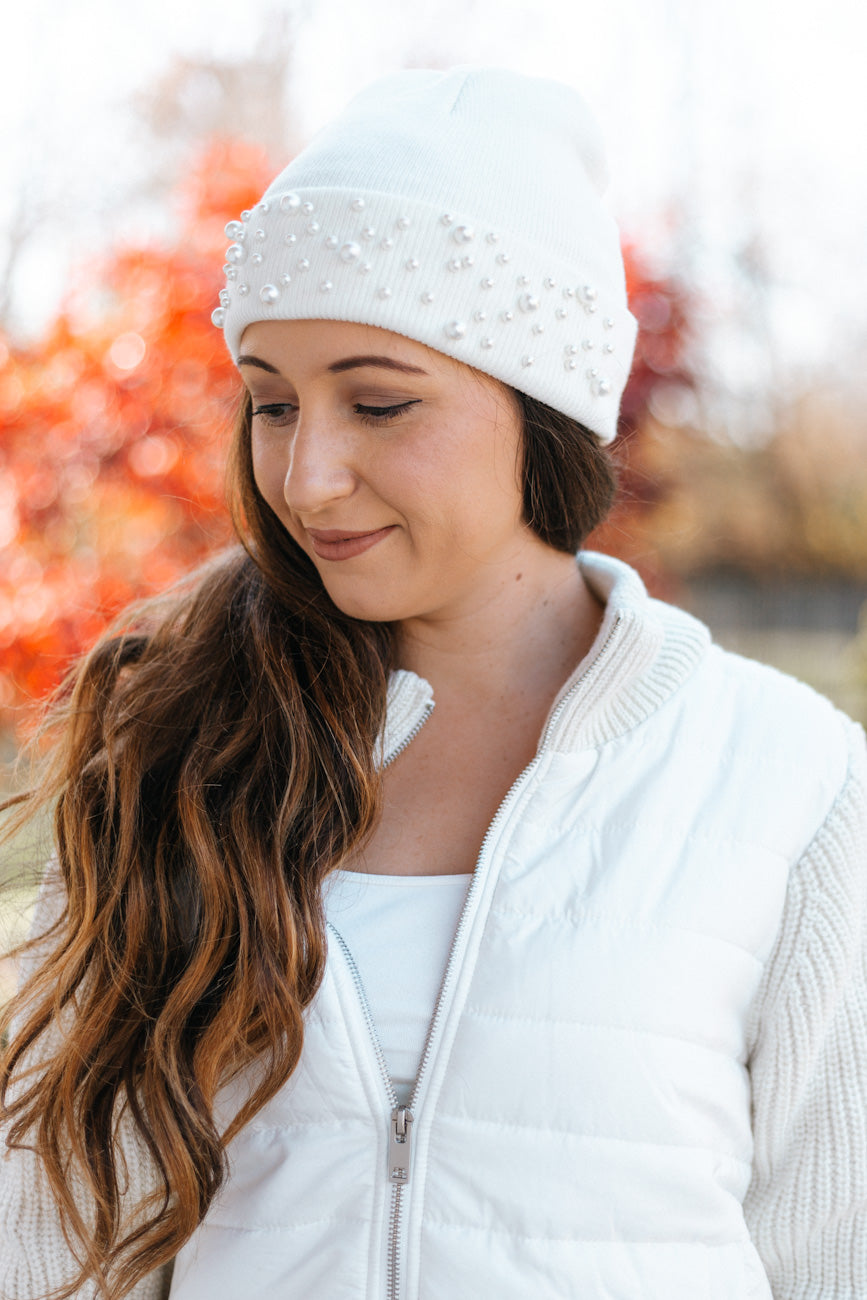 Different Size Pearl Cluster Fold Beanie