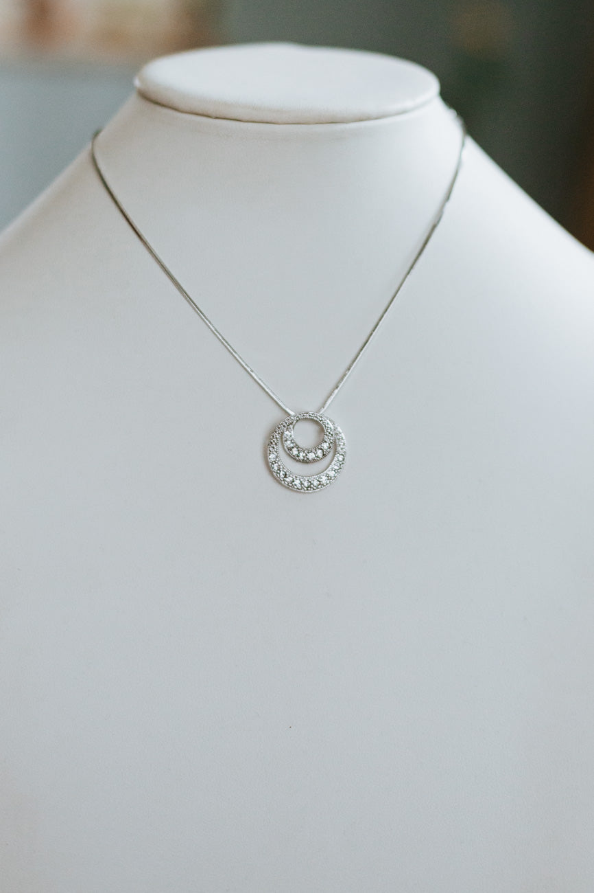 Two Intertwined Circle Necklace