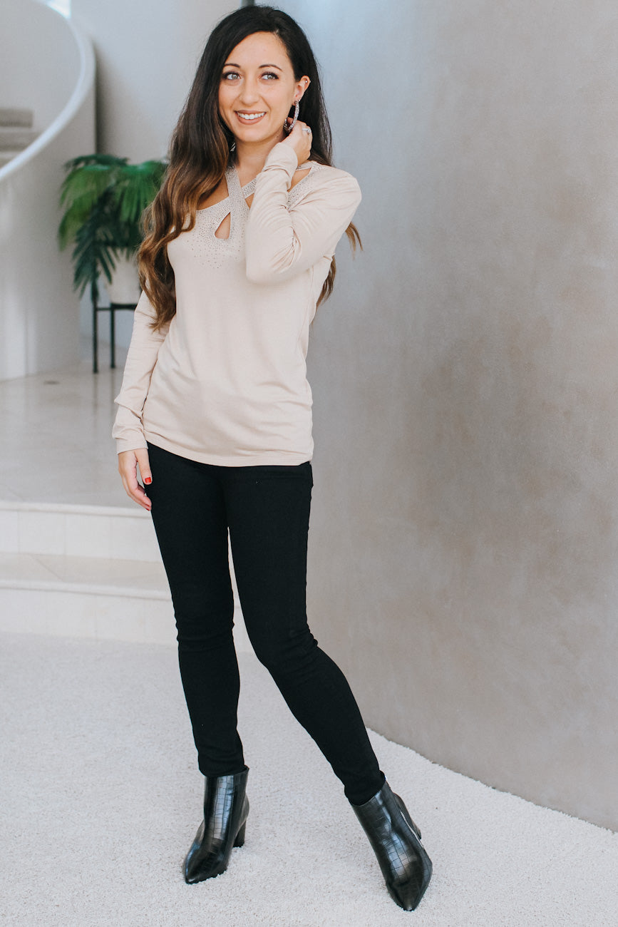 X Front Scatter Stone Long Sleeve Top