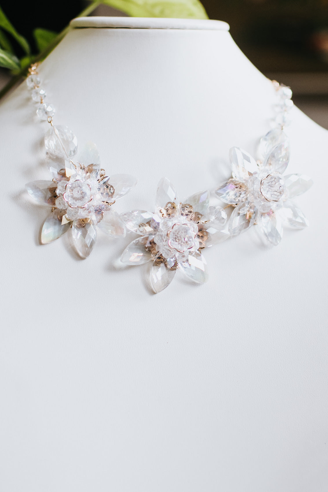 White Flower Jadau 5 Layer Necklace – zahana