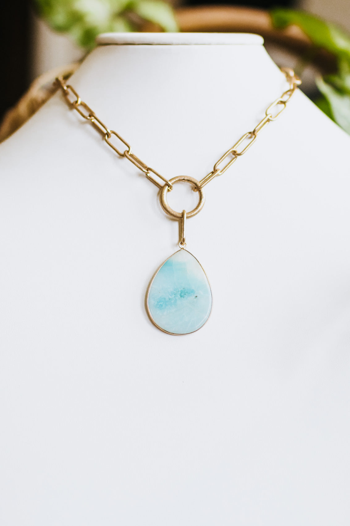 Narrow Link Marble Teardrop Necklace