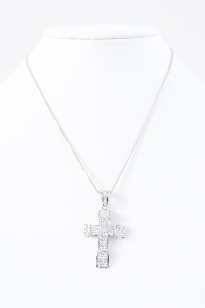 Flat Curve End Cross Necklace - Glitz &amp; Ears