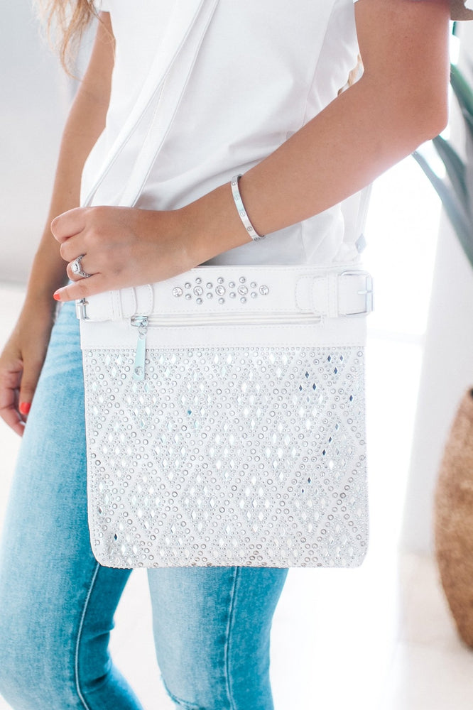 Diamond Pattern Front Messenger