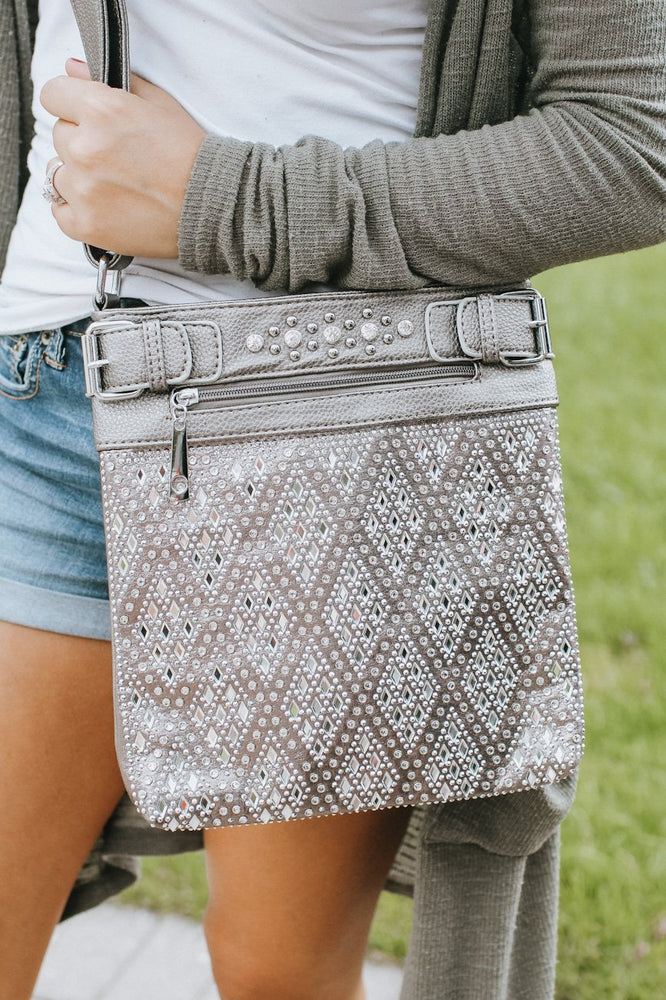 Diamond Pattern Front Messenger