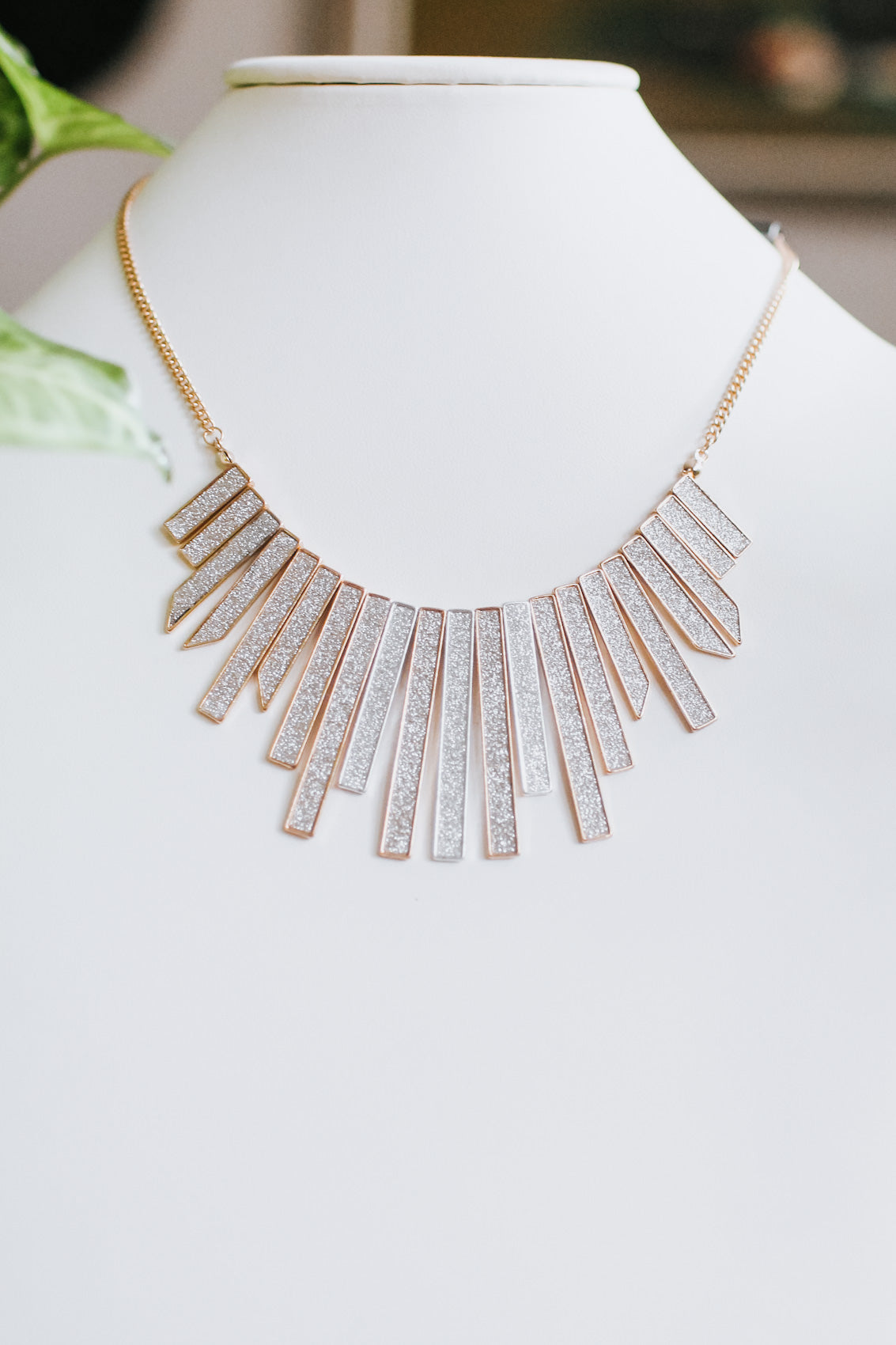 Different Length Glitter Bar Necklace Set